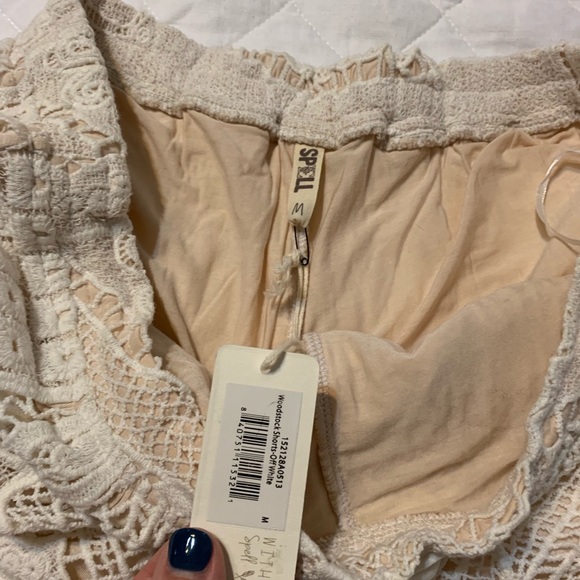 Spell and the Gypsy Fleetwood shorts - Picture 4 of 5